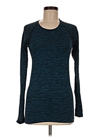 Lululemon Athletica Long Sleeve T-Shirt (view 1)