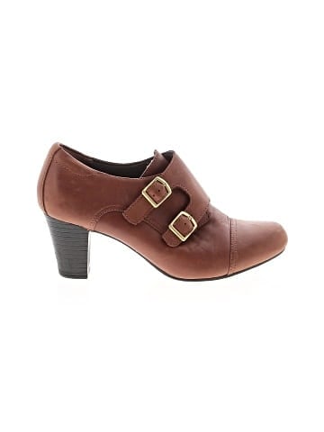 Clarks Heels (view 1)