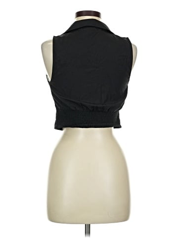 PrettyLittleThing Sleeveless Blouse (view 2)