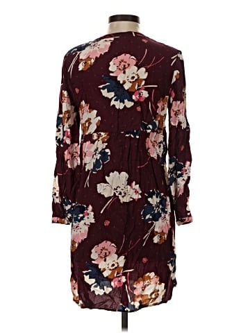Old Navy Casual Dress (view 2)