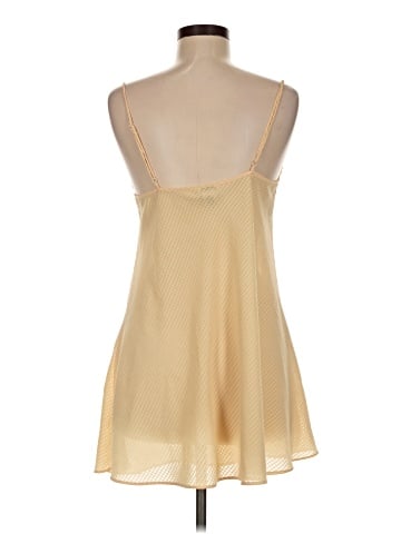 Cacique Sleeveless Blouse (view 2)
