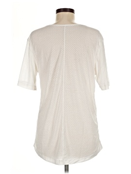 Lululemon Athletica Short Sleeve T-Shirt (view 2)