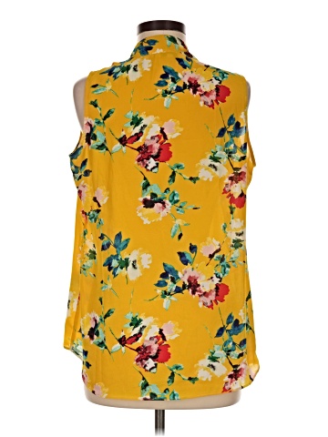 Rose + Olive Sleeveless Blouse (view 2)