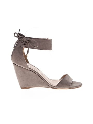 Chinese Laundry Wedges (view 1)