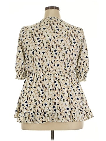 BLOOMCHIC 3/4 Sleeve Blouse (view 2)