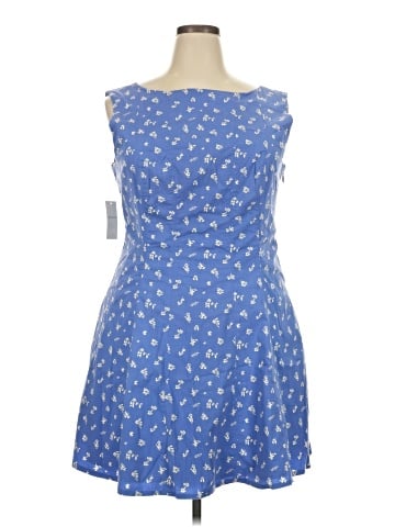 Abercrombie & Fitch Casual Dress (view 1)