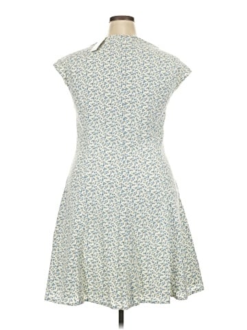 Abercrombie & Fitch Casual Dress (view 2)