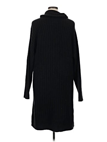 Abercrombie & Fitch Casual Dress (view 2)