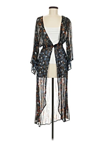 Floreat Kimono (view 1)