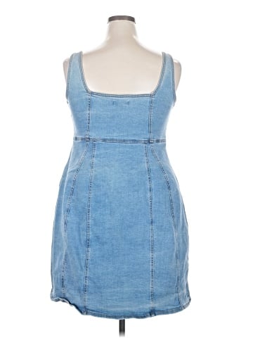 Forever 21 Casual Dress (view 2)