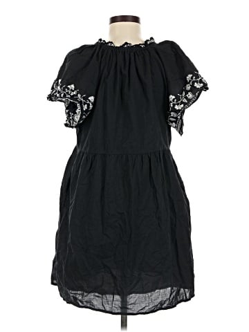 Old Navy Casual Dress (view 2)