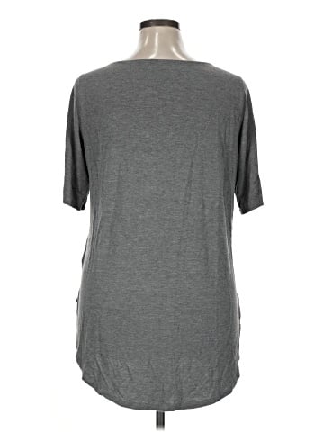 Torrid Short Sleeve T-Shirt (view 2)