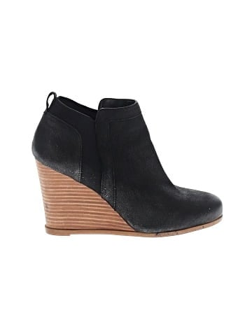 Crown Vintage Wedges (view 1)