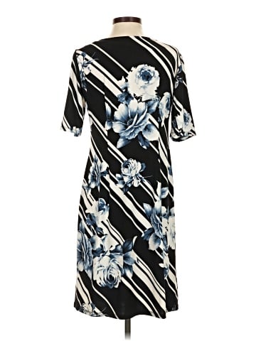 Roz & Ali Casual Dress (view 2)