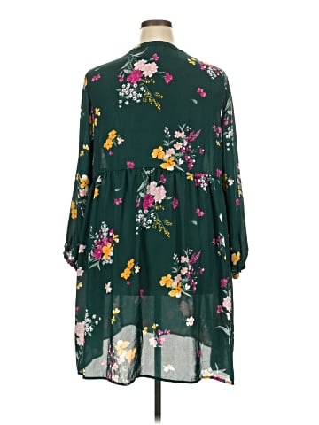Old Navy Casual Dress (view 2)