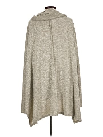Easel Poncho (view 2)