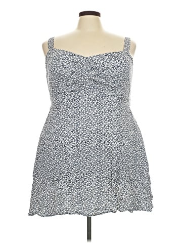 Old Navy Casual Dress (view 1)