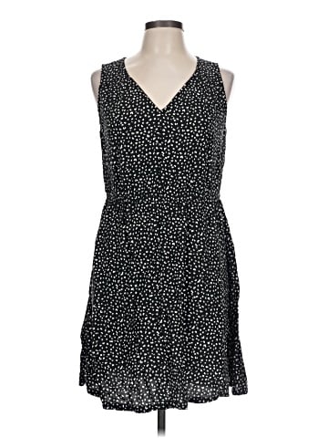 Old Navy Casual Dress (view 1)