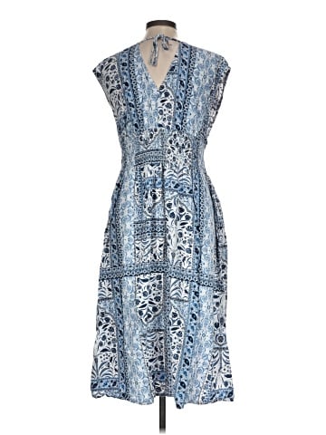 Old Navy Casual Dress (view 2)