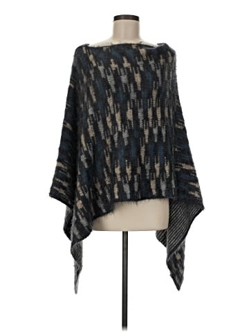 Keren Hart Poncho (view 1)