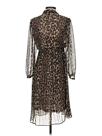 Banana Republic Factory Store Casual Dress (view 2)