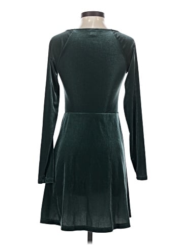 Old Navy Cocktail Dress (view 2)
