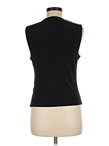 Abercrombie & Fitch Sleeveless T-Shirt (view 2)