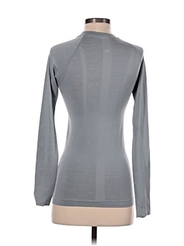 Lululemon Athletica Long Sleeve T-Shirt (view 2)