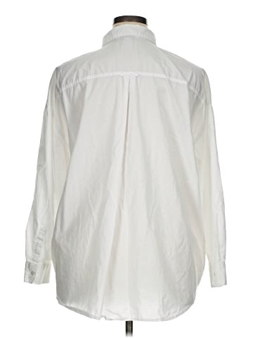 Old Navy Long Sleeve Button-Down Shirt (view 2)