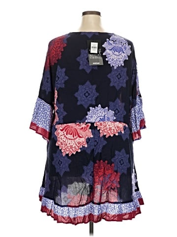 Avenue 3/4 Sleeve Blouse (view 2)