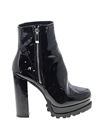 She & In Ankle Boots (view 1)