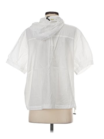 Coco + Carmen Short Sleeve Blouse (view 2)