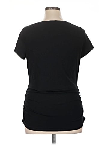 Old Navy - Maternity Short Sleeve T-Shirt (view 2)