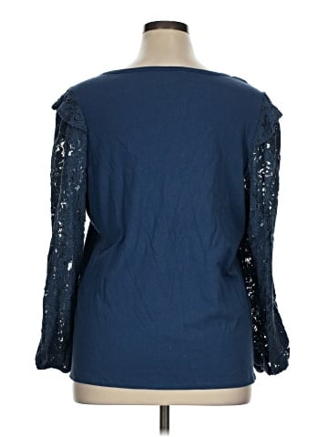 The Pioneer Woman Long Sleeve Blouse (view 2)