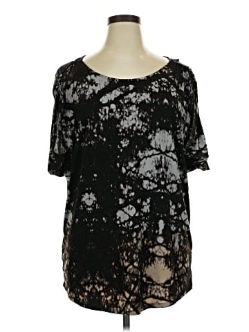 Worthington Short Sleeve T-Shirt (view 1)