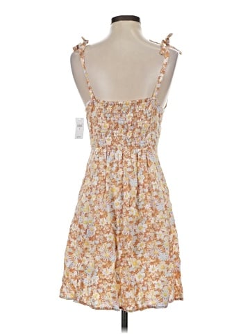 Gap Casual Dress (view 2)