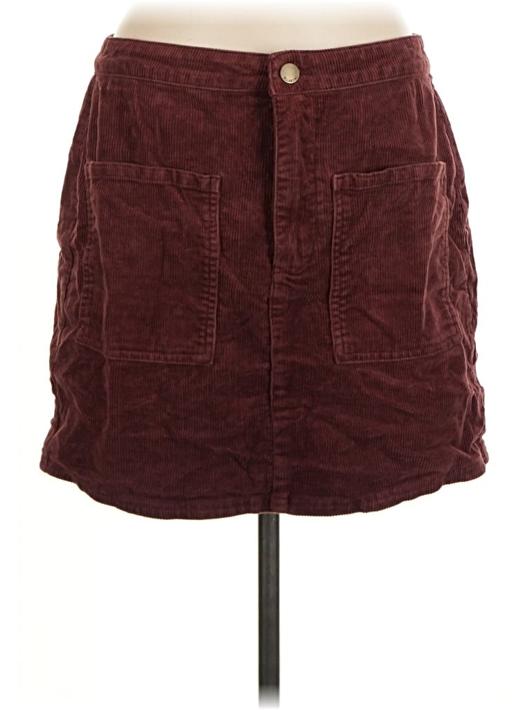 Pre-owned Billabong Casual Skirt In Burgundy