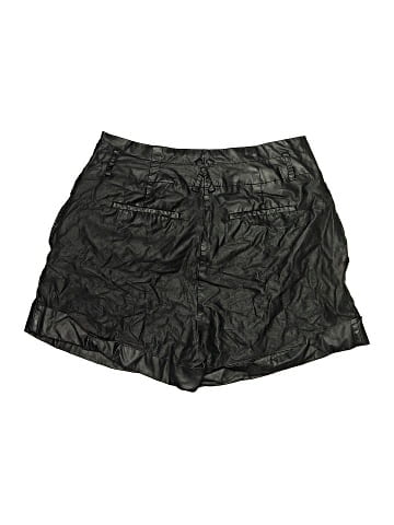 Elizabeth and James Shorts (view 2)