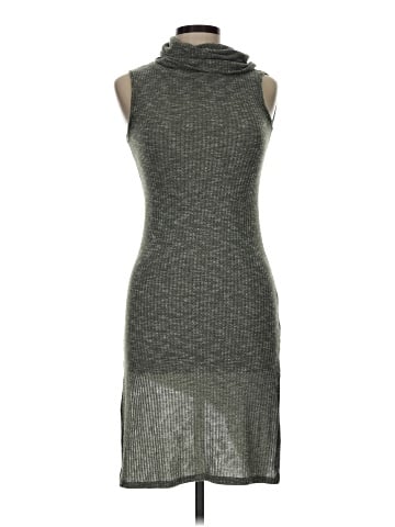 Polly & Esther Casual Dress (view 1)
