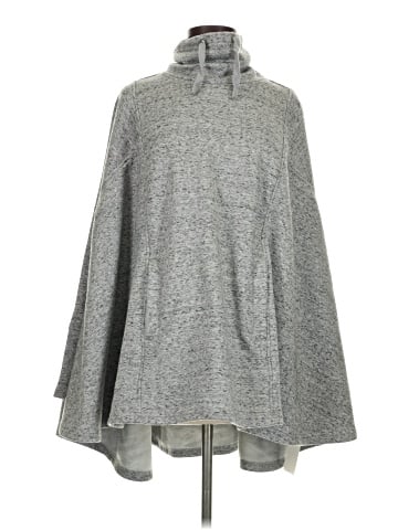 Ugg Poncho (view 1)