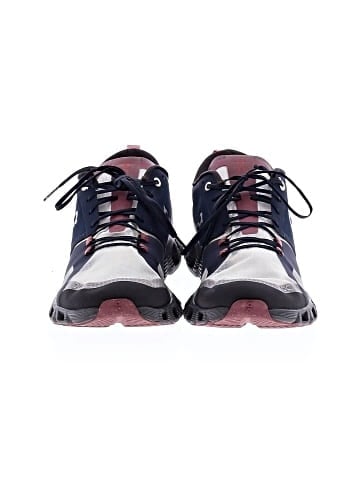 On Cloud Sneakers (view 2)