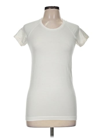 Lululemon Athletica Short Sleeve T-Shirt (view 1)