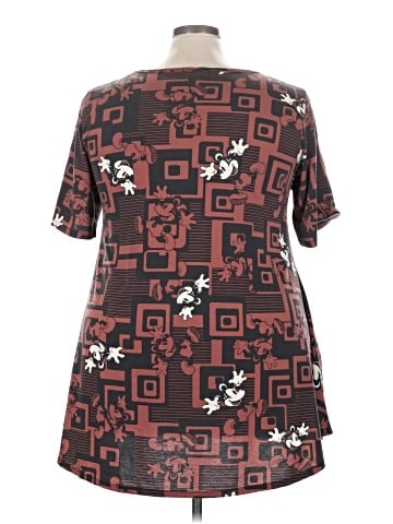 Lularoe Short Sleeve T-Shirt (view 2)