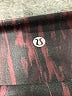 Lululemon Athletica Print Burgundy Shorts Size 2 - photo 3
