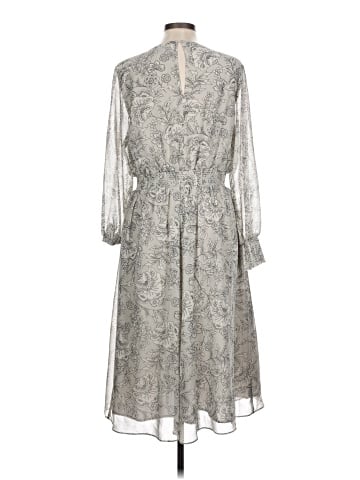 Banana Republic Factory Store Casual Dress (view 2)