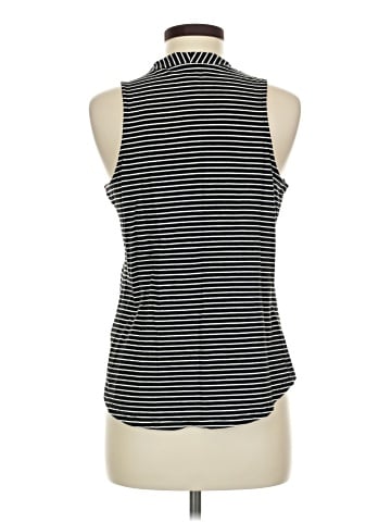 Old Navy Sleeveless T-Shirt (view 2)