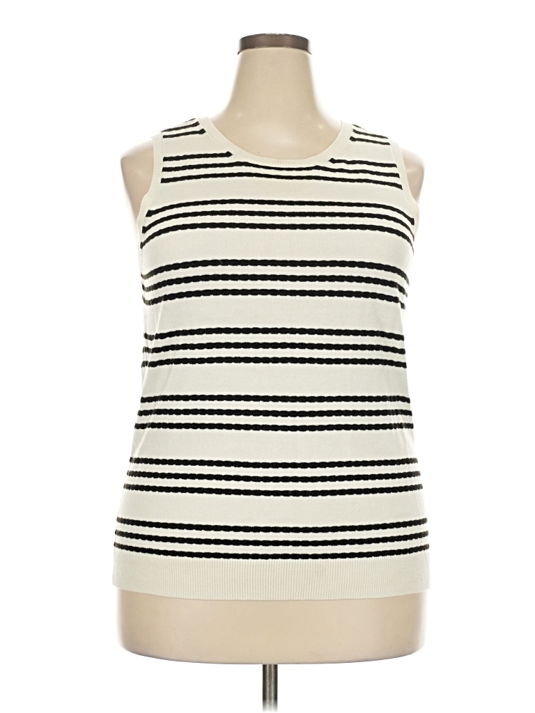 Pre-owned Croft & Barrow Tank Top Ivory Halter Neckline Tops