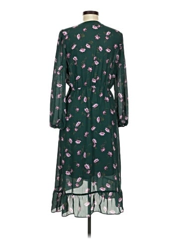 Old Navy Casual Dress (view 2)