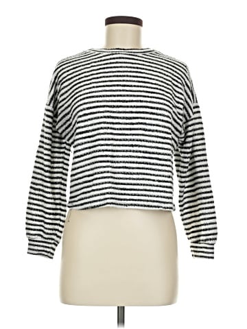 Urban Romantics Long Sleeve Top (view 1)
