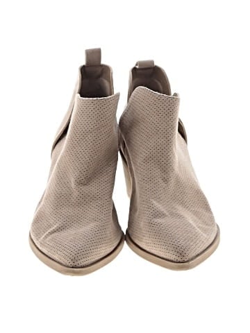 Universal Thread Ankle Boots (view 2)